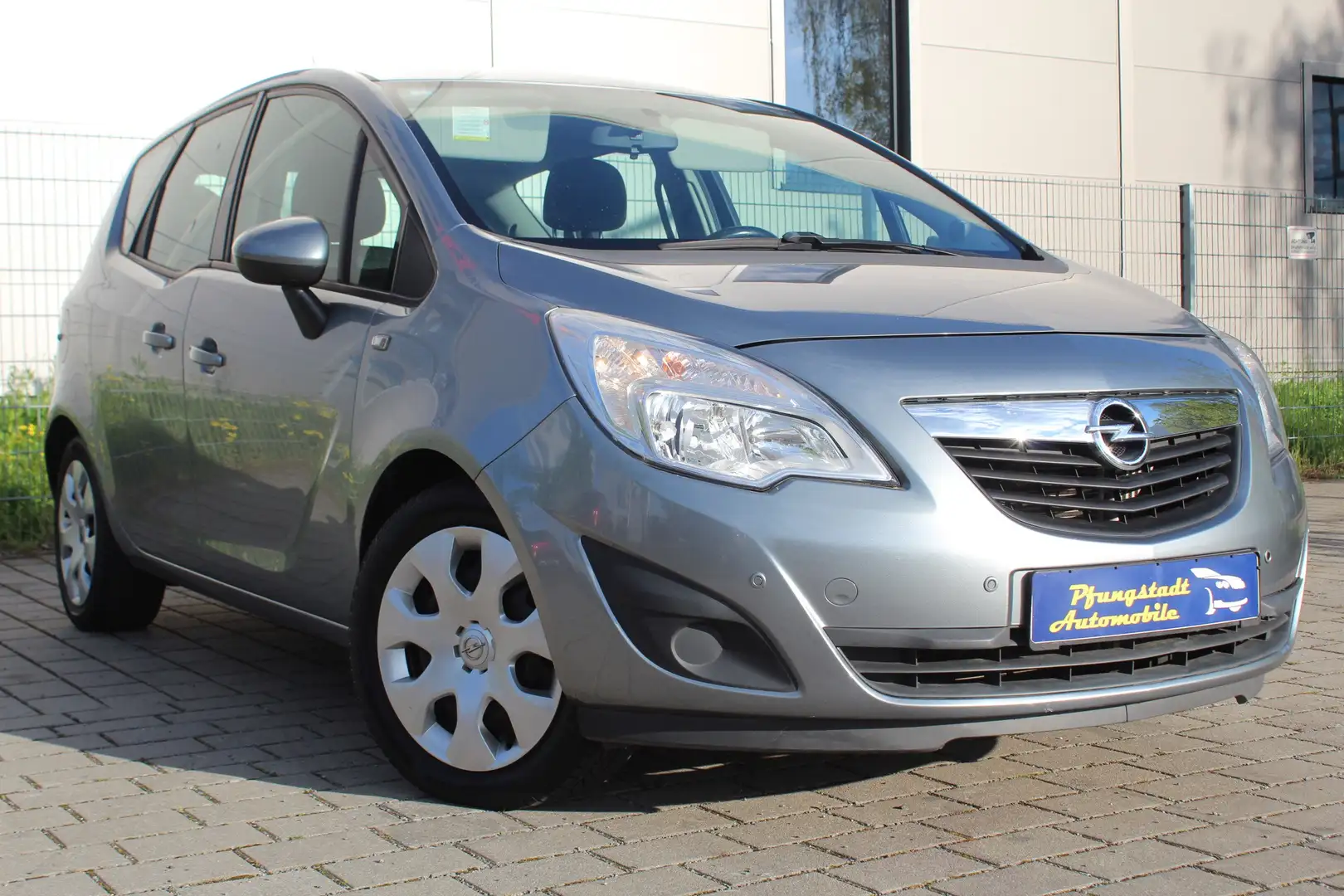 Opel Meriva Edition/Automatik/Euro5/1Hand/Parktronik/TüvNeu Gris - 1