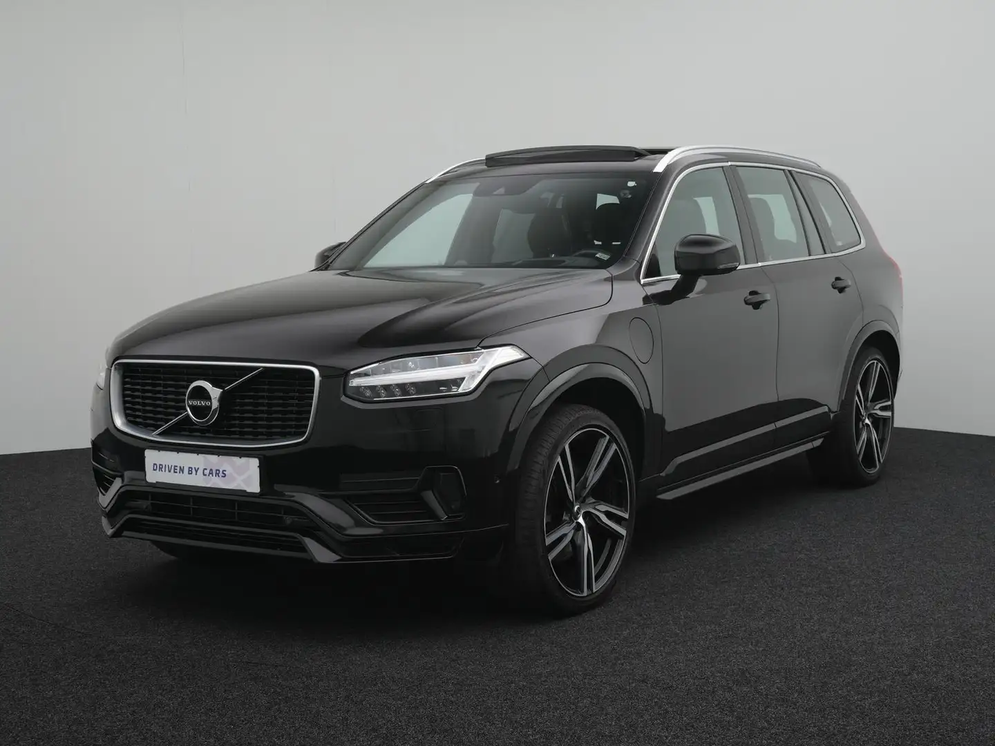 Volvo XC90 R Design T8 Plug-In Hybrid AWD,HUD,PANO,7P Schwarz - 2