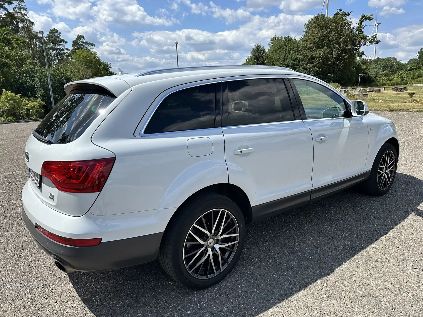 Audi Q7 3.0 TDI quattro (180kW) Weiß - 1