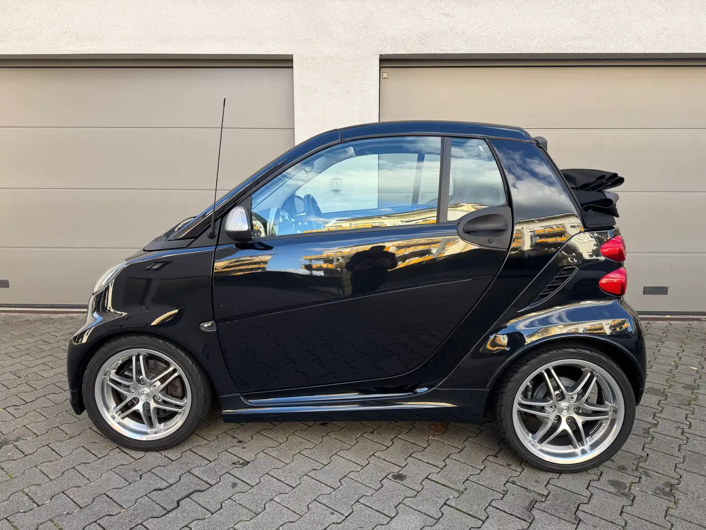 smart forTwo 451 cabrio Brabus Schwarz - 2