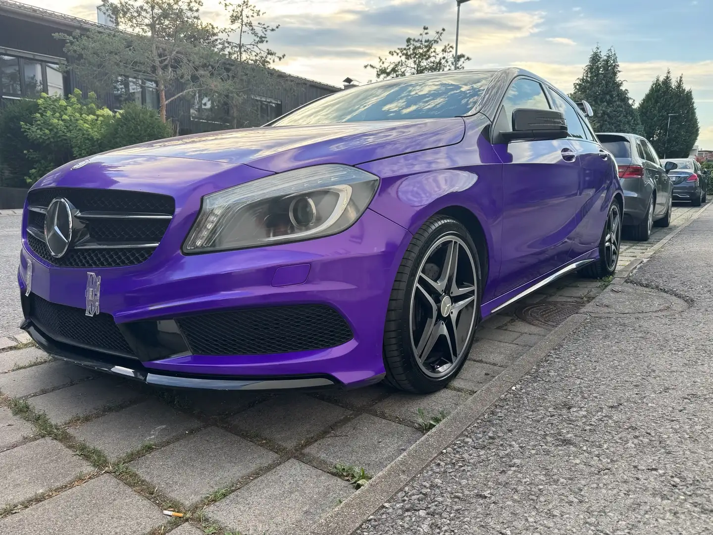Mercedes-Benz A 180 Violett - 2