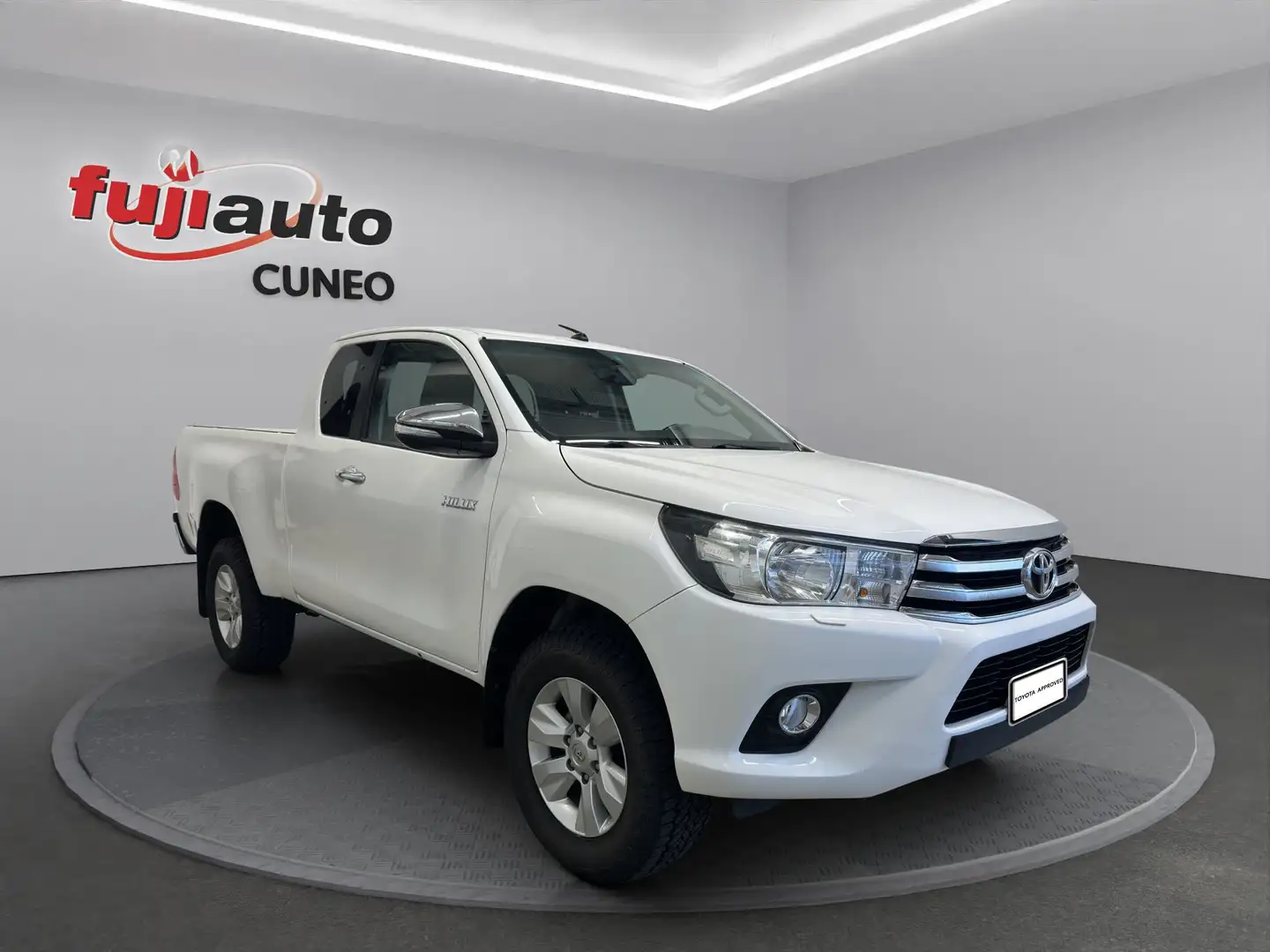 Toyota Hilux Hilux 2.4 d-4d extra cab Lounge 4wd Blanc - 2