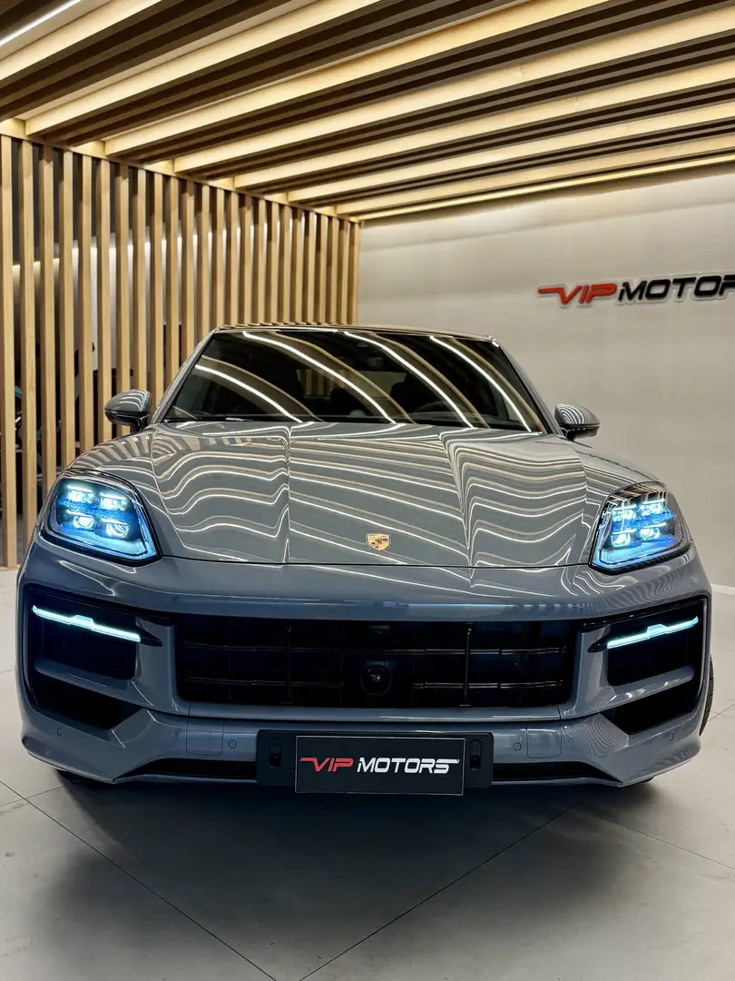 Porsche Cayenne 4.0 GTS 440CV PDK MY26 FULL OPT PRONTA CONSEGNA Grigio - 2