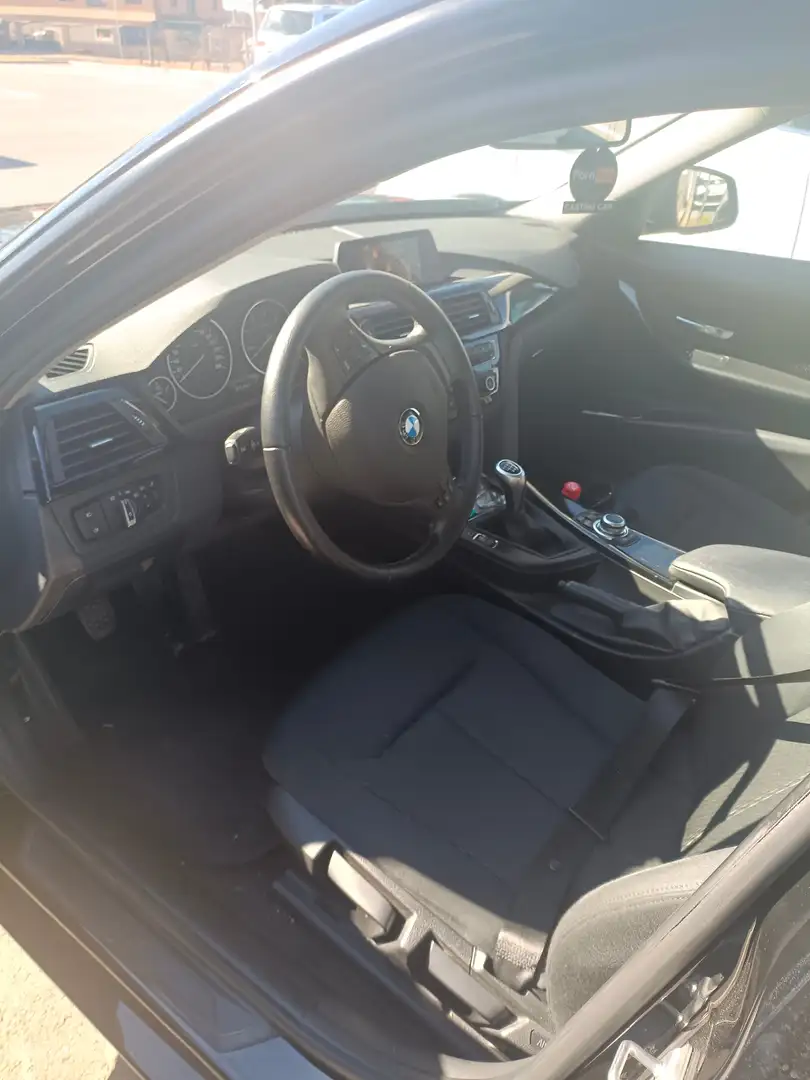 BMW 316 316d Touring Advantage Schwarz - 1
