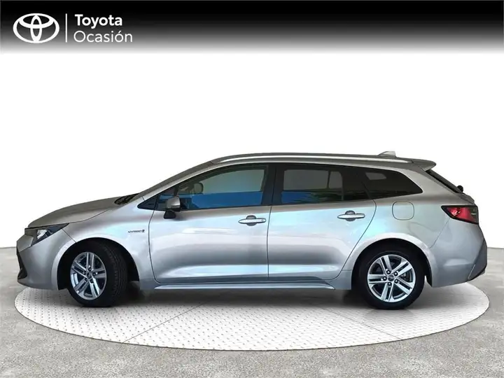 Toyota Auris 2020, foto 3
