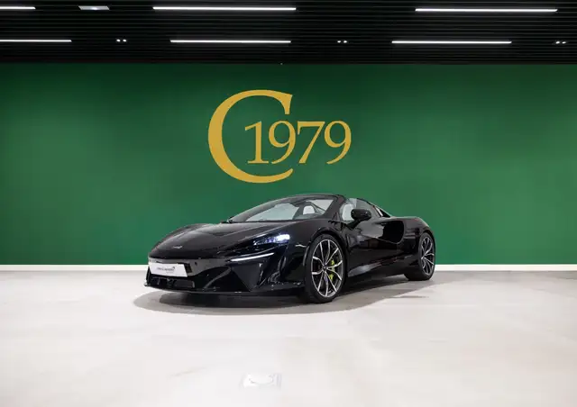 McLaren Artura Spider