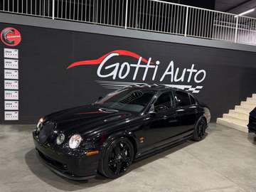 4.2 V8 R INTROVABILE SUPERCHARGE 395 HP