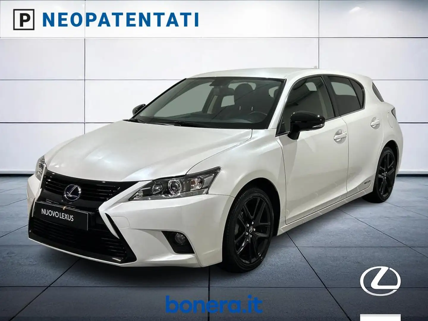 Lexus CT 200h Black Street cvt Ezüst - 1