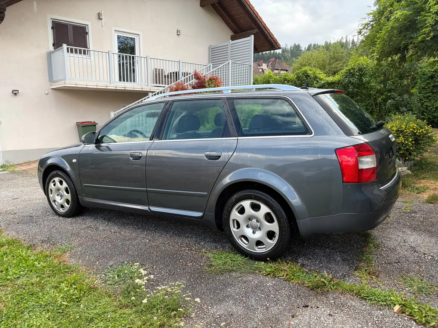 Audi A4 A4 Avant 1,9 TDI Grau - 2
