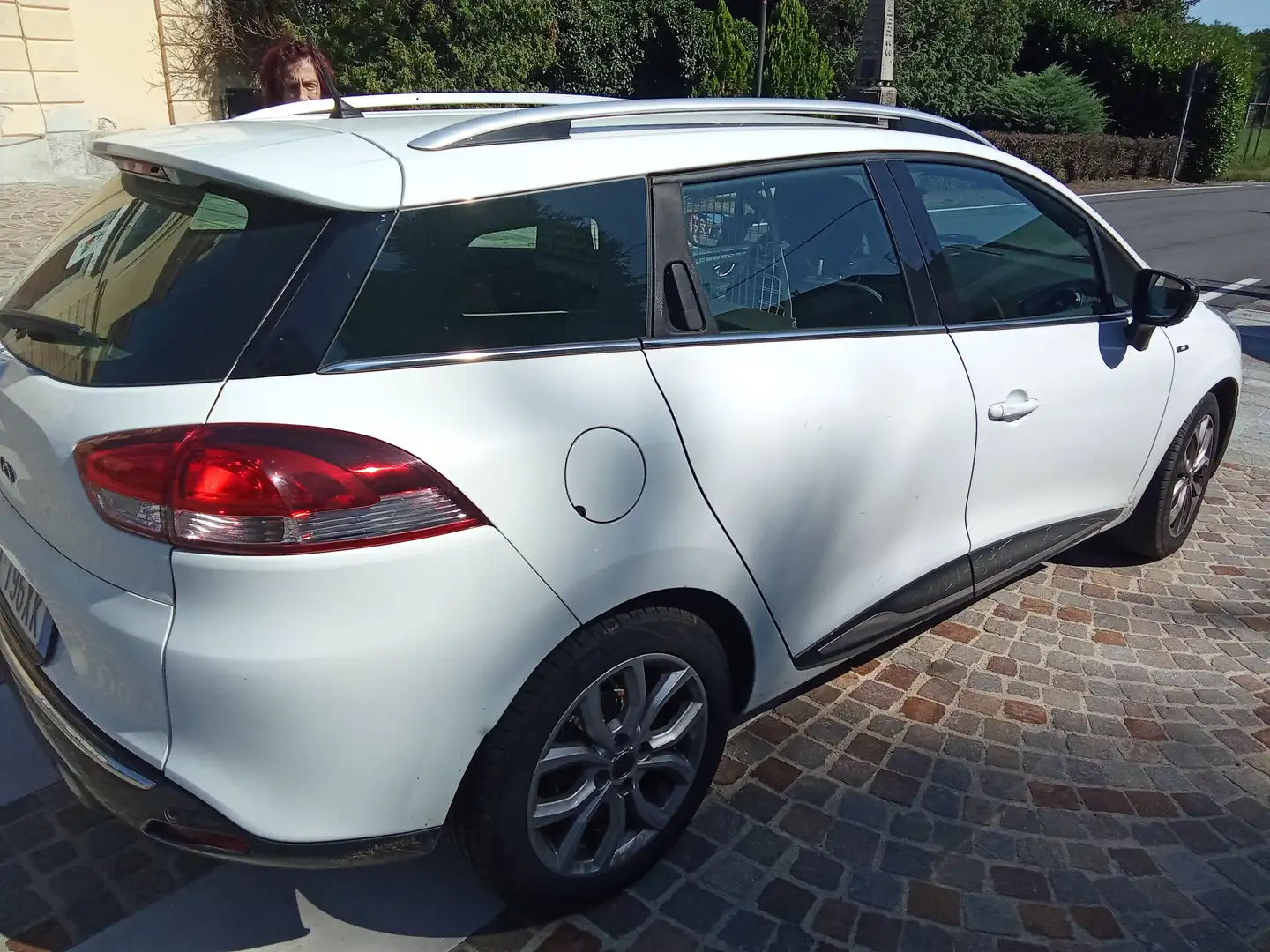 Renault Clio Clio Sportour 1.5 dci Luxe 105cv fap Bianco - 1