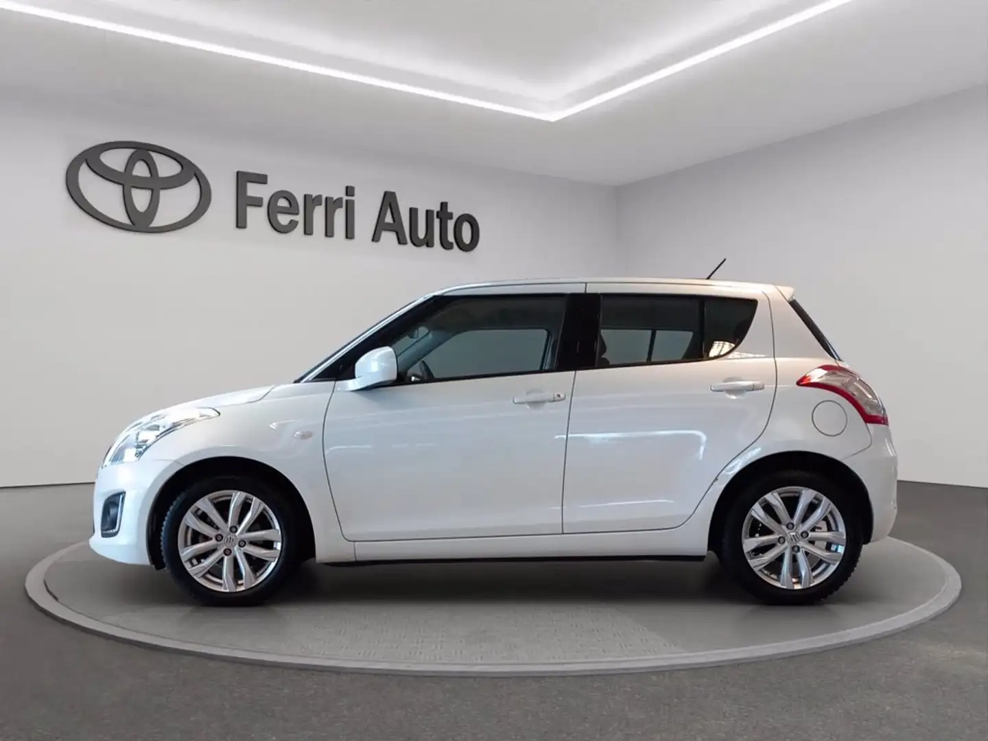 Suzuki Swift 5p 1.2 vvt b-top c/ta e6 Wit - 2