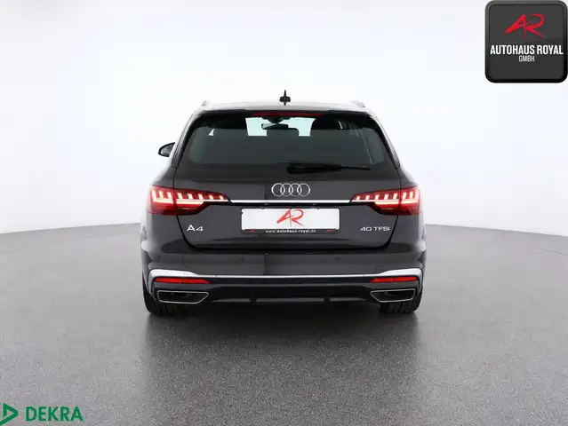 Audi A4 view 4