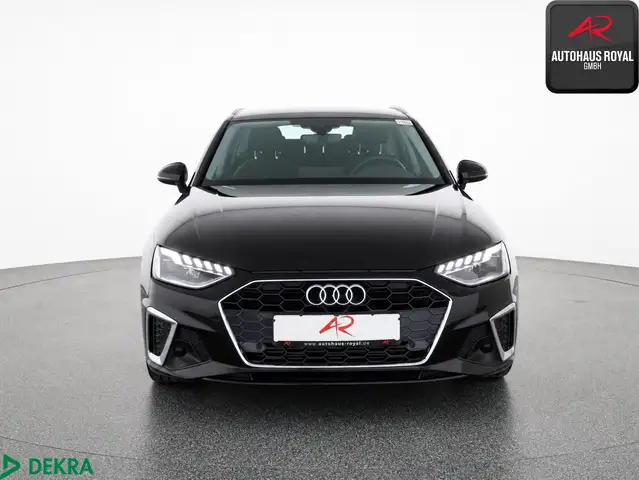 Audi A4 view 8