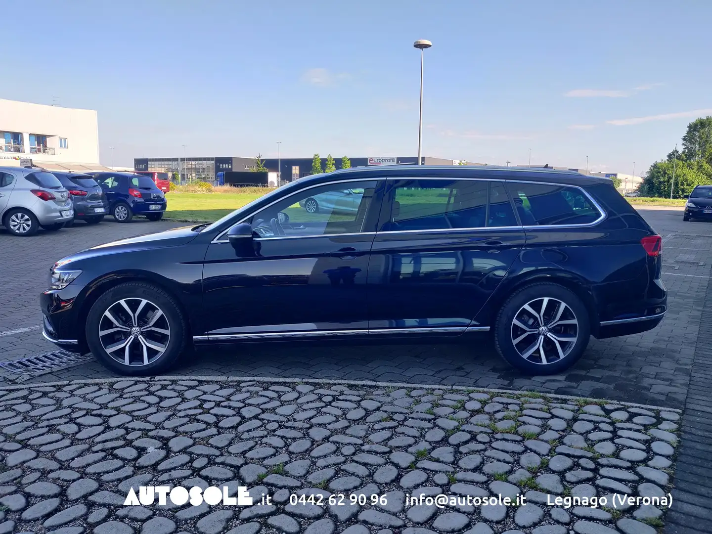 Volkswagen Passat Variant 2.0 TDI Executive 150CV DSG Tetto Camera Pelle Grigio - 2