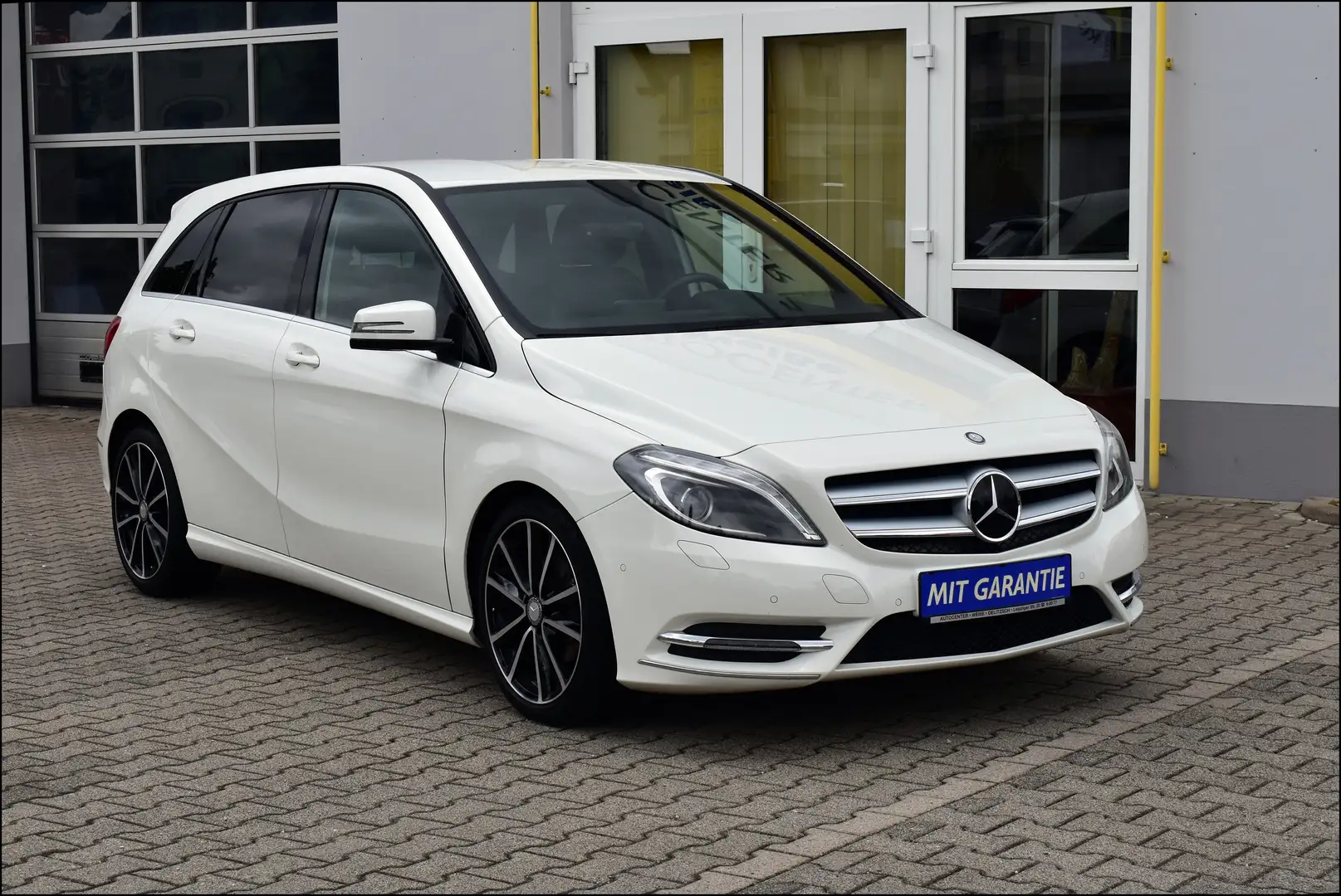 Mercedes-Benz B 180 B 180 TÜV 05/27 Ahk Navi GARANTIE Alb - 2