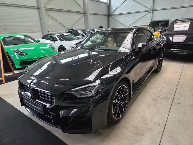 BMW M2 view 6