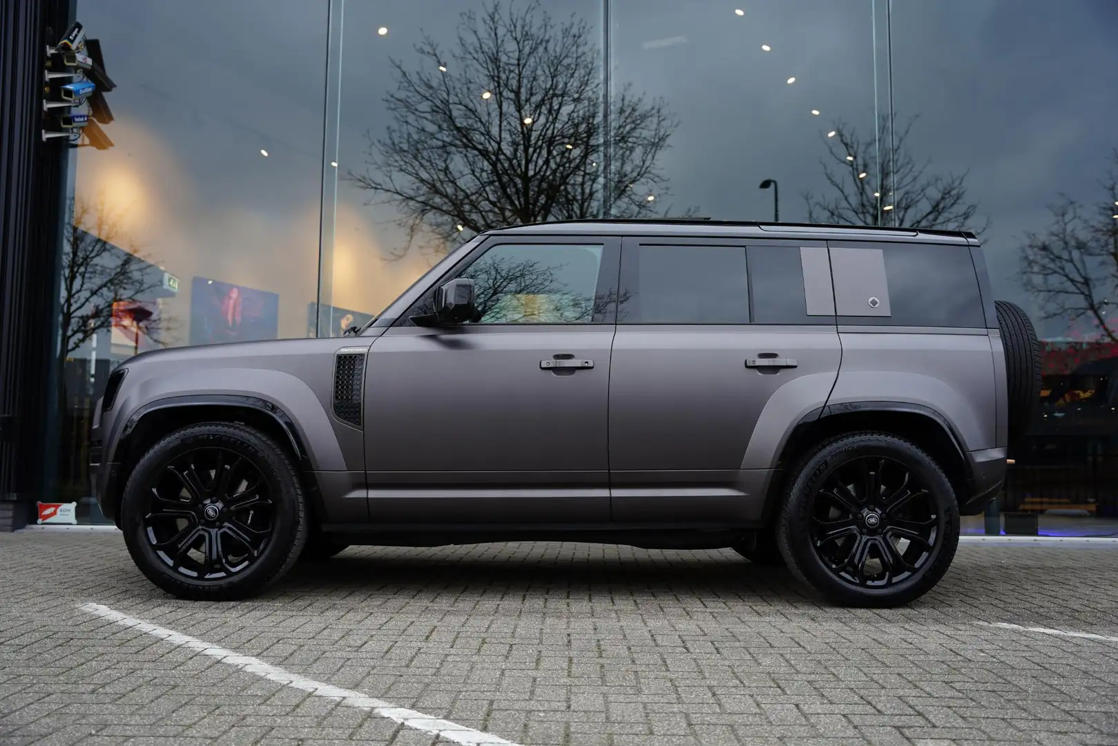 Land Rover Defender 110 P 635 Octa 4.4 Edition One Gris - 2