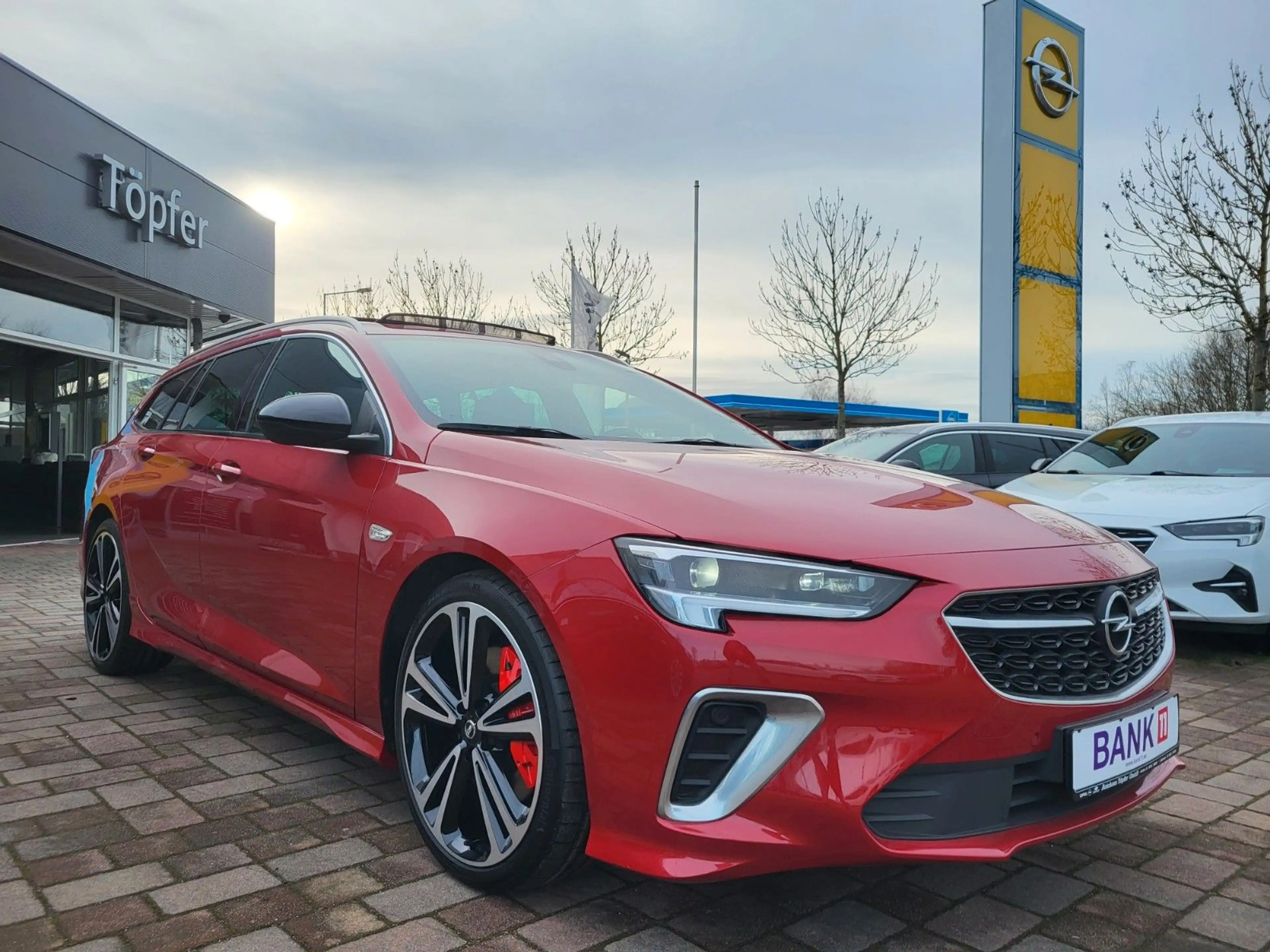 Opel Insignia B ST Premium GSi 4x4 mit Panorama-Dach — photo 5