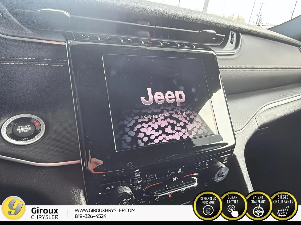 Jeep Grand Cherokee снимка Jeep Grand Cherokee