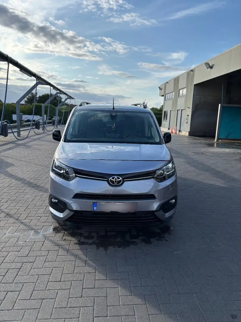 Toyota Proace City Verso 1.2 Turbo L2 Aut Shuttle Grijs - 2