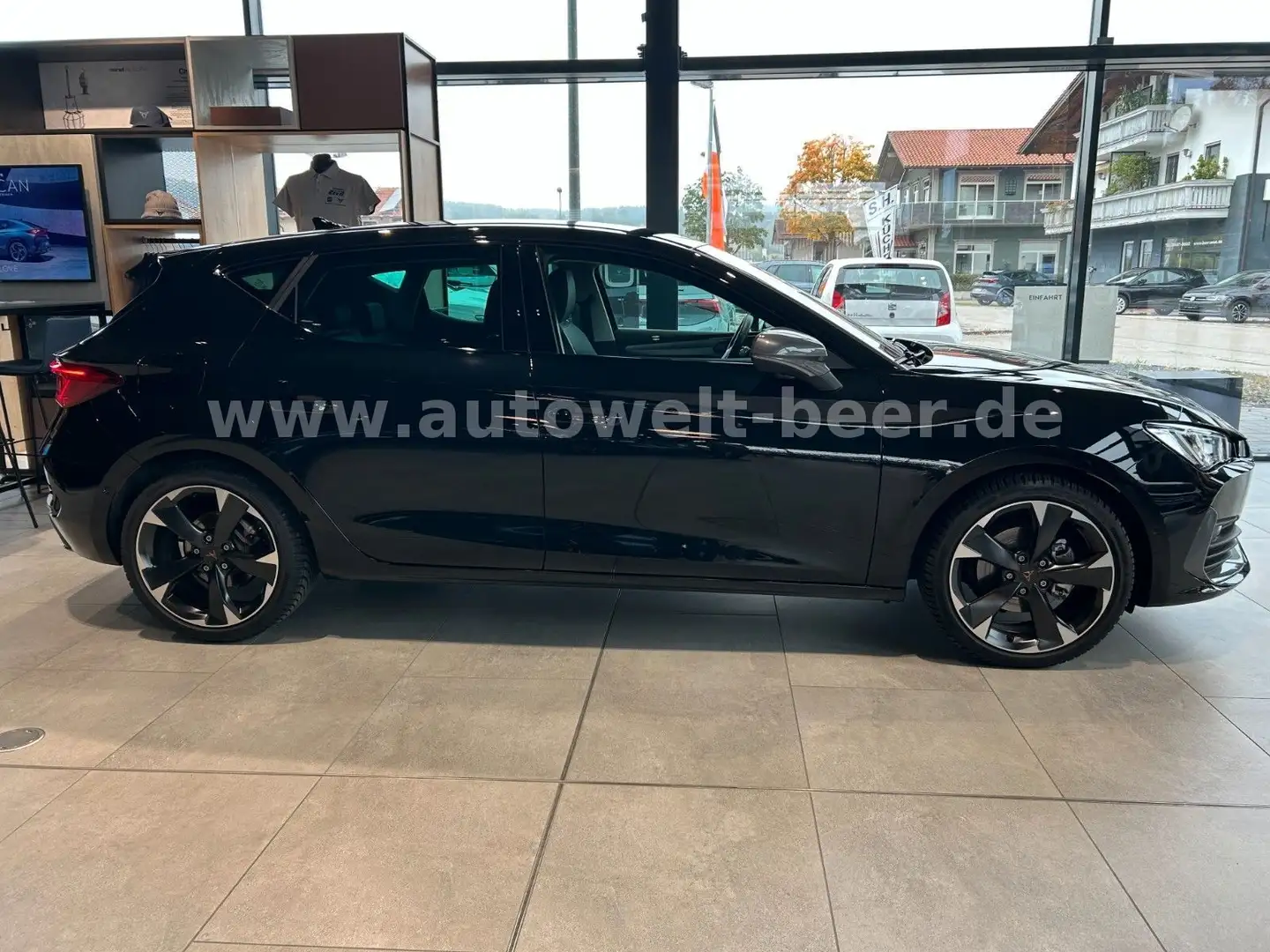 CUPRA Leon 1.5 TSIC 150PS DSG *CAM*NAVI*FULL LINK* Noir - 2