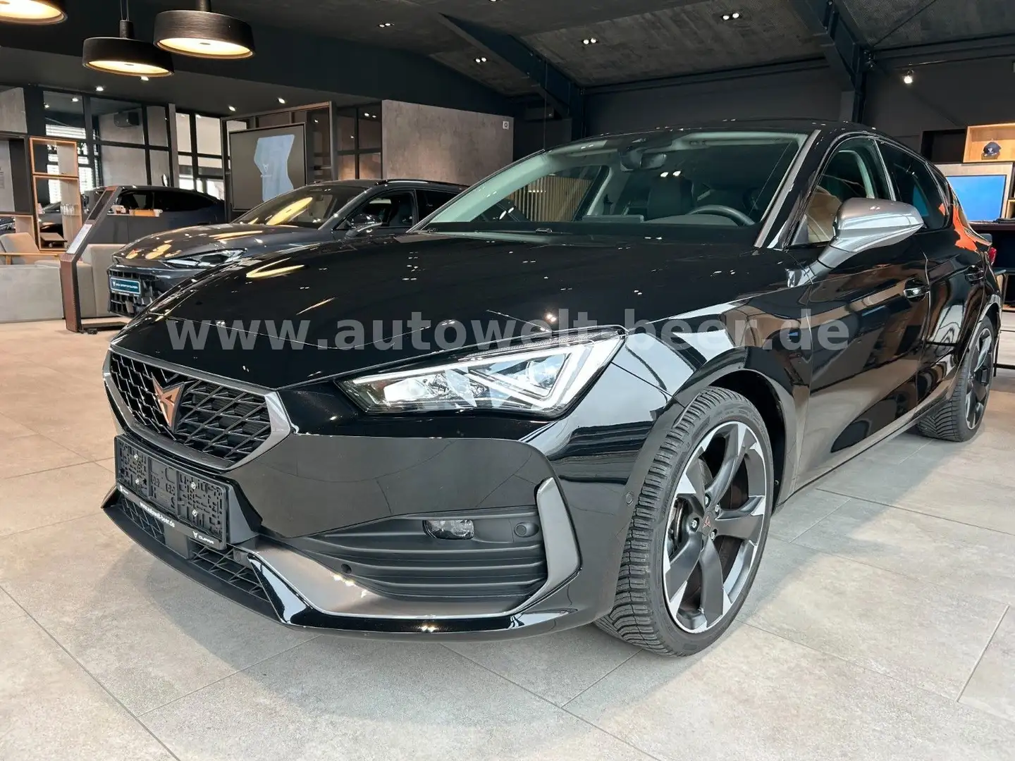 CUPRA Leon 1.5 TSIC 150PS DSG *CAM*NAVI*FULL LINK* Noir - 1