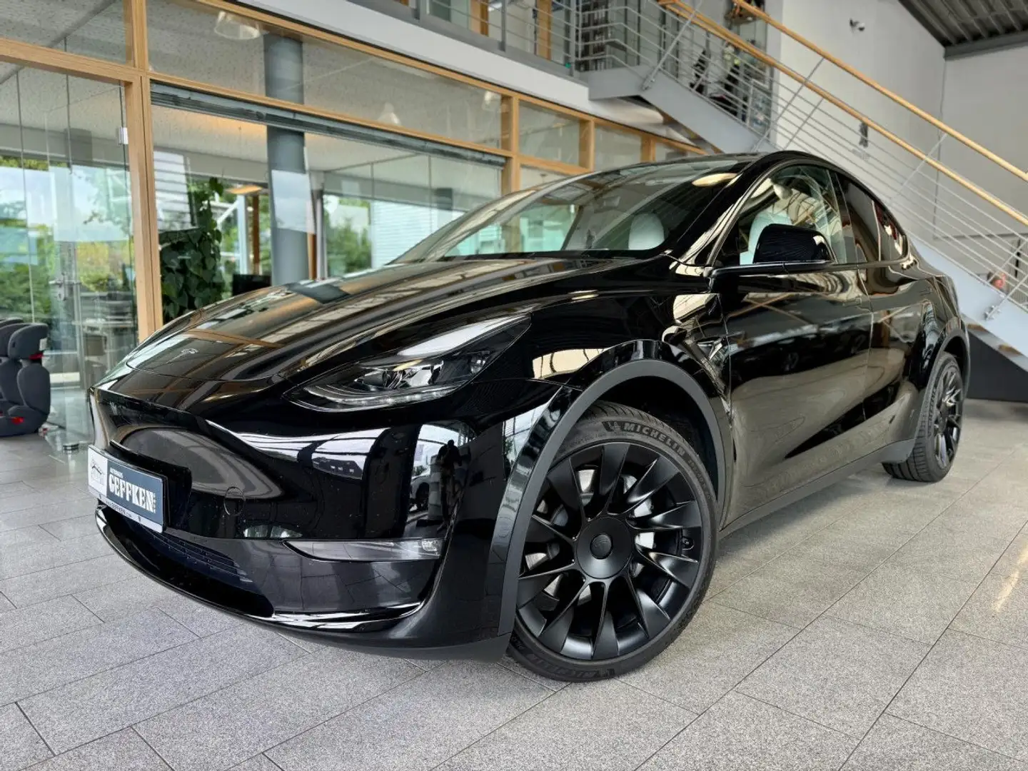 Tesla Model Y Long Range Dual Motor AWD, Autopilot! Navi Schwarz - 1