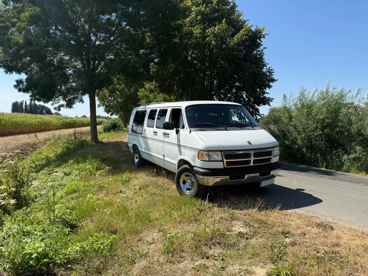 Dodge B2500 RAM VAN, foto 1