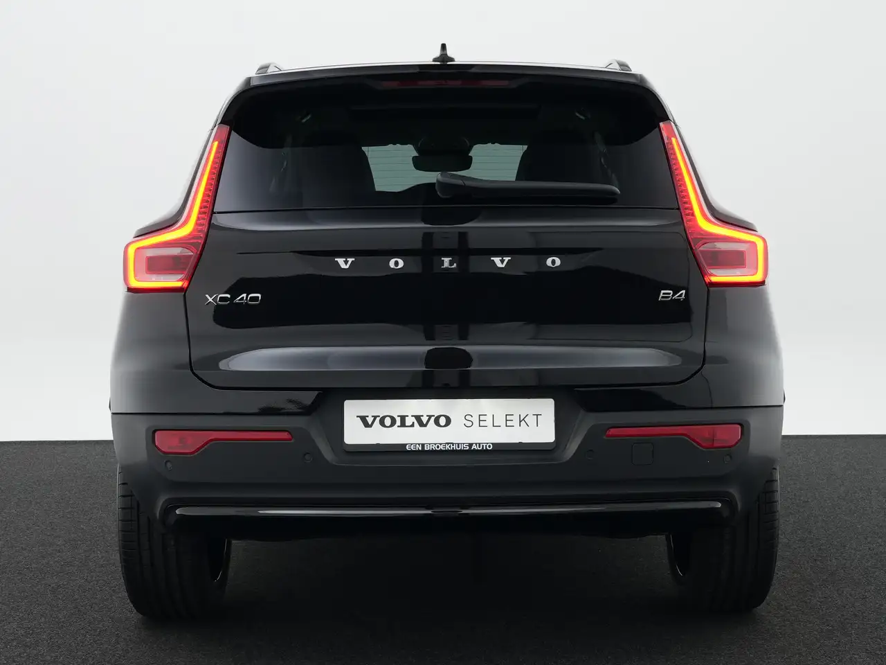 Volvo XC40 2026 — фото 6