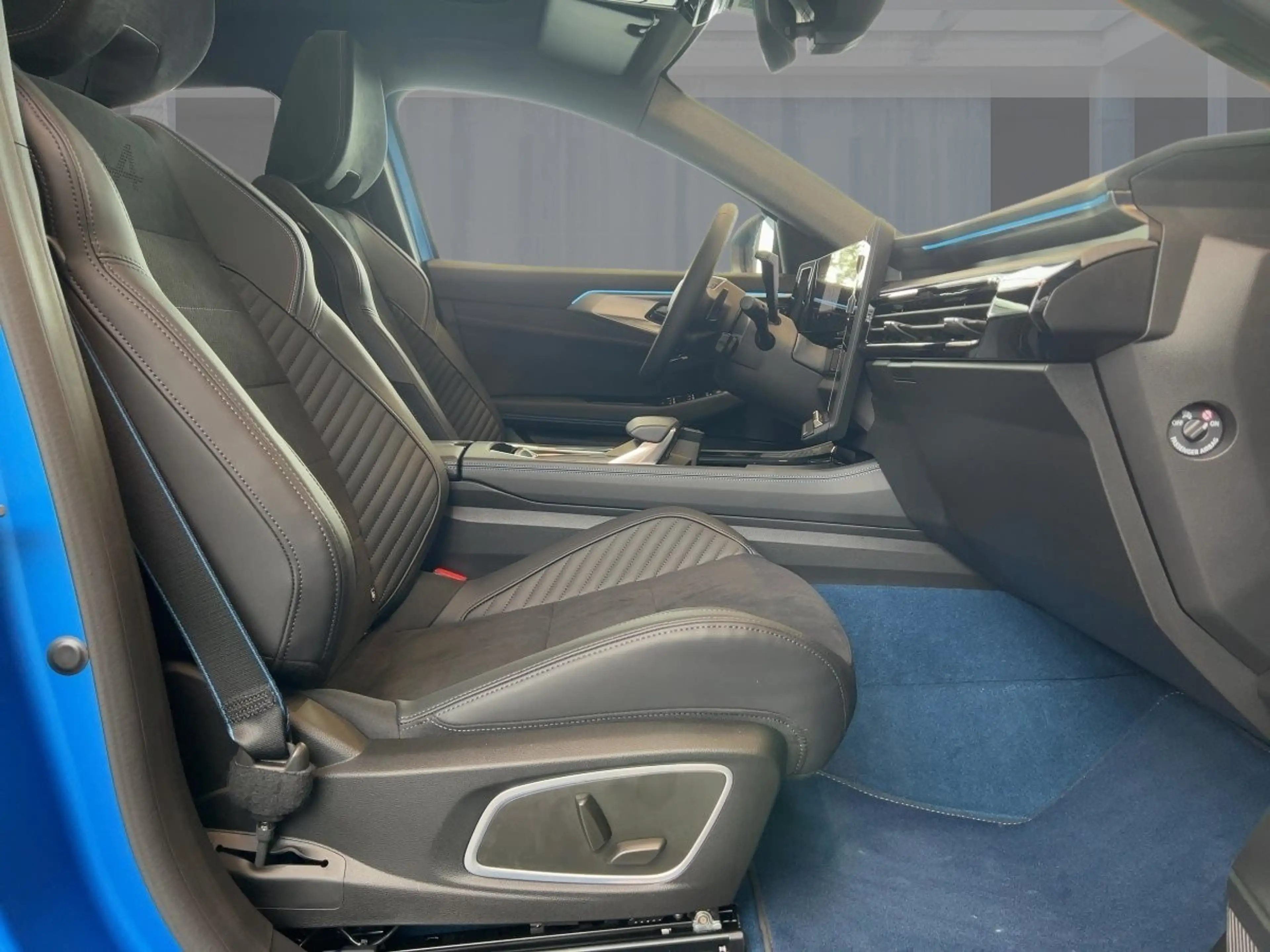 Renault Rafale Atelier Alpine E-Tech Plug-in Hybrid 300 4x4 — photo 8