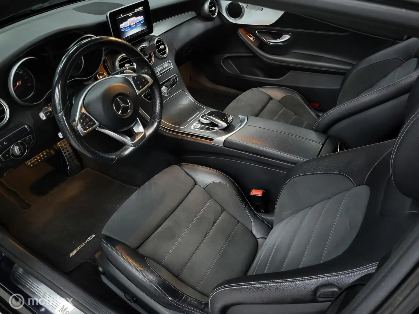 Mercedes-Benz C 250 Coupé Prestige/Pano/Led/Pdc/Alcantara Blauw - 2