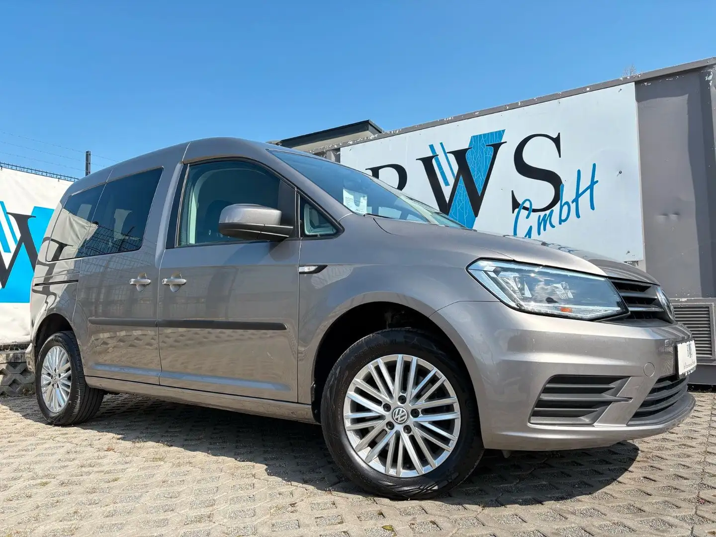 Volkswagen Caddy 2,0 TDI DSG/Navi/Bi-Xenon/Kamera/ACC*SHZ Beige - 1