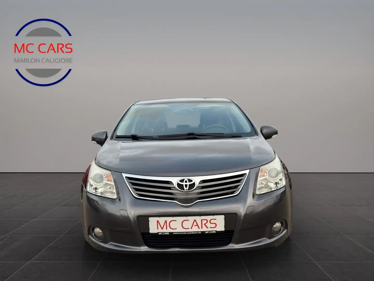 Toyota Avensis Edition Grau - 2