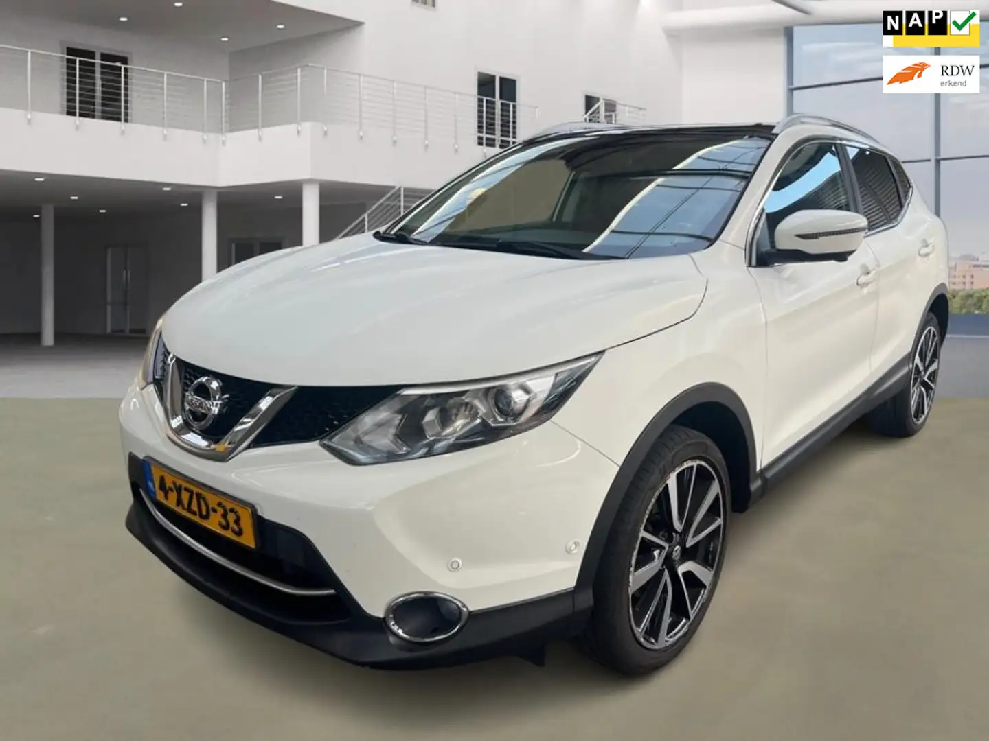 Nissan Qashqai 1.2 Tekna / NL PRIJS 8499 Wit - 1