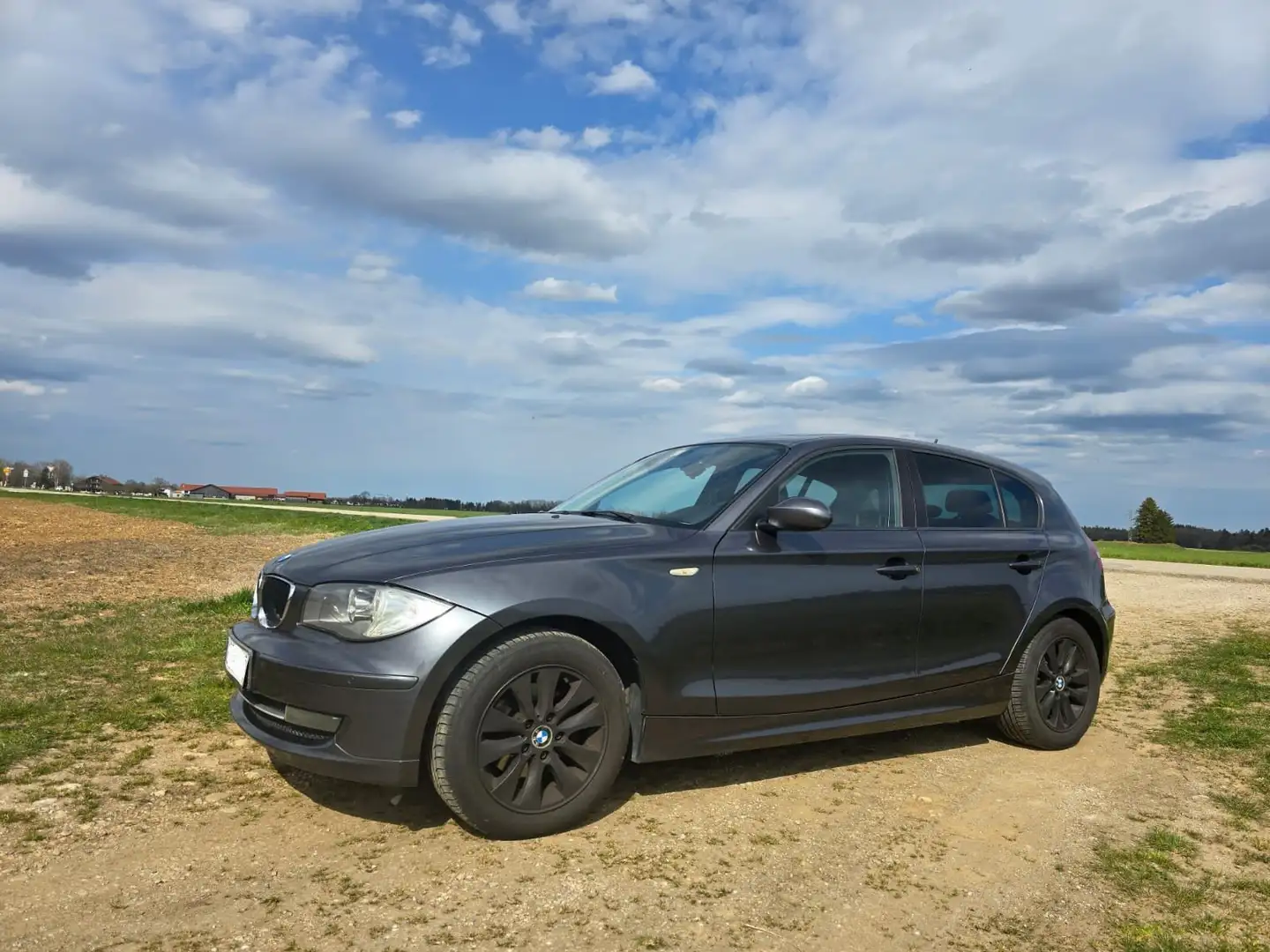 BMW 118 118d DPF Grau - 2