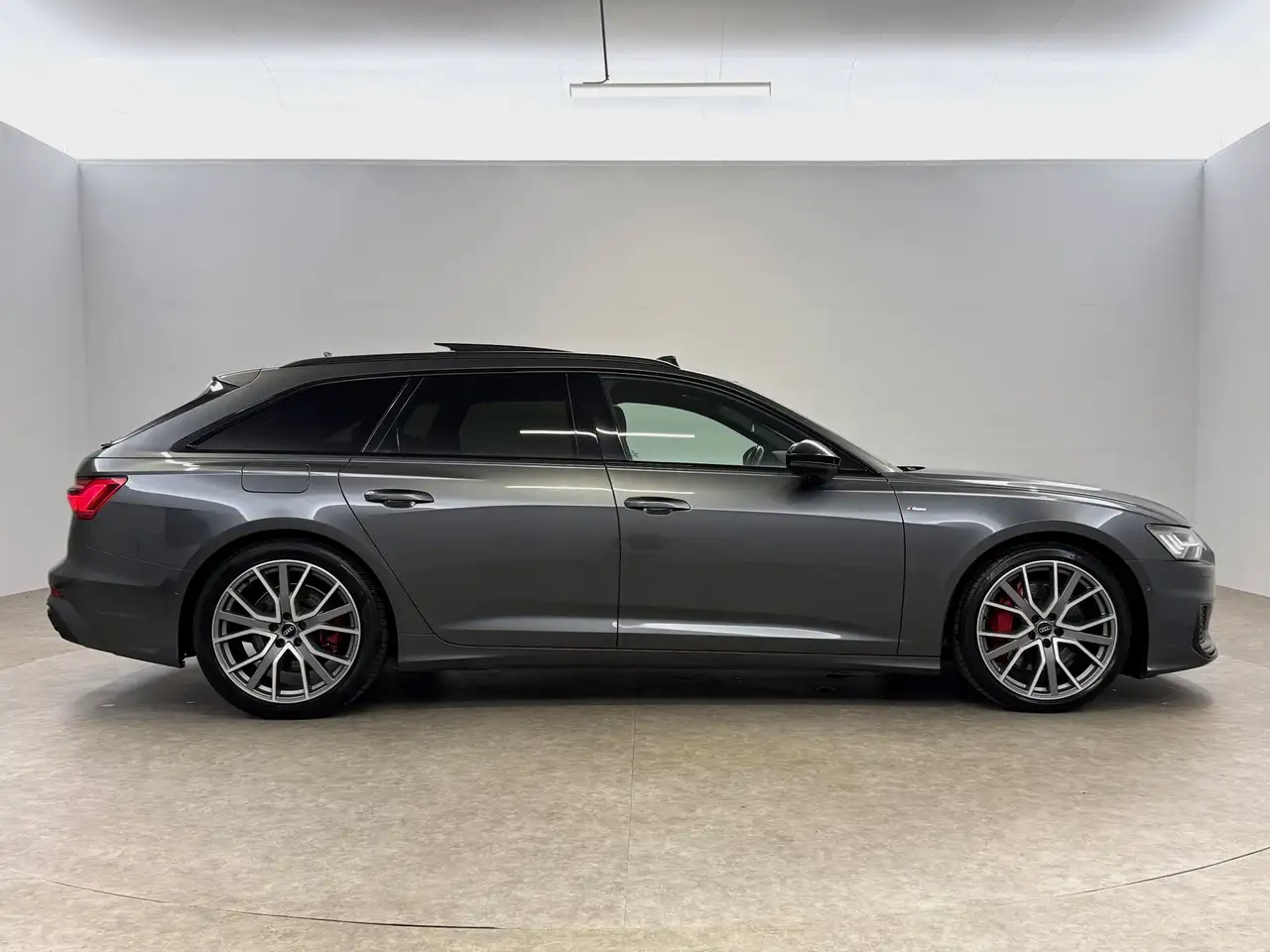 Audi A6 C8 Avant 55 TFSI e Quattro S-Line Competition Pa, миниатюра 11