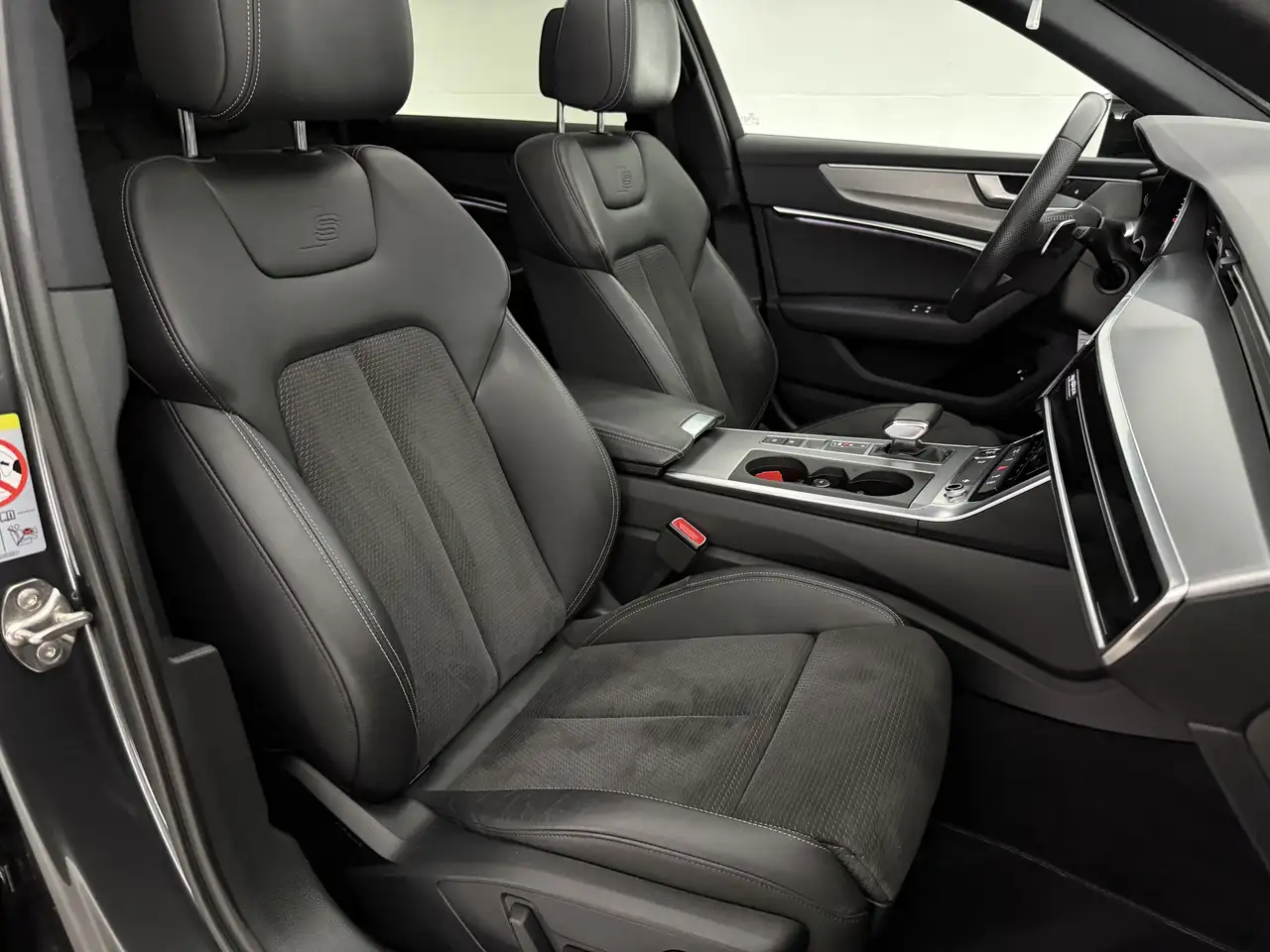 Audi A6 C8 Avant 55 TFSI e Quattro S-Line Competition Pa, миниатюра 17