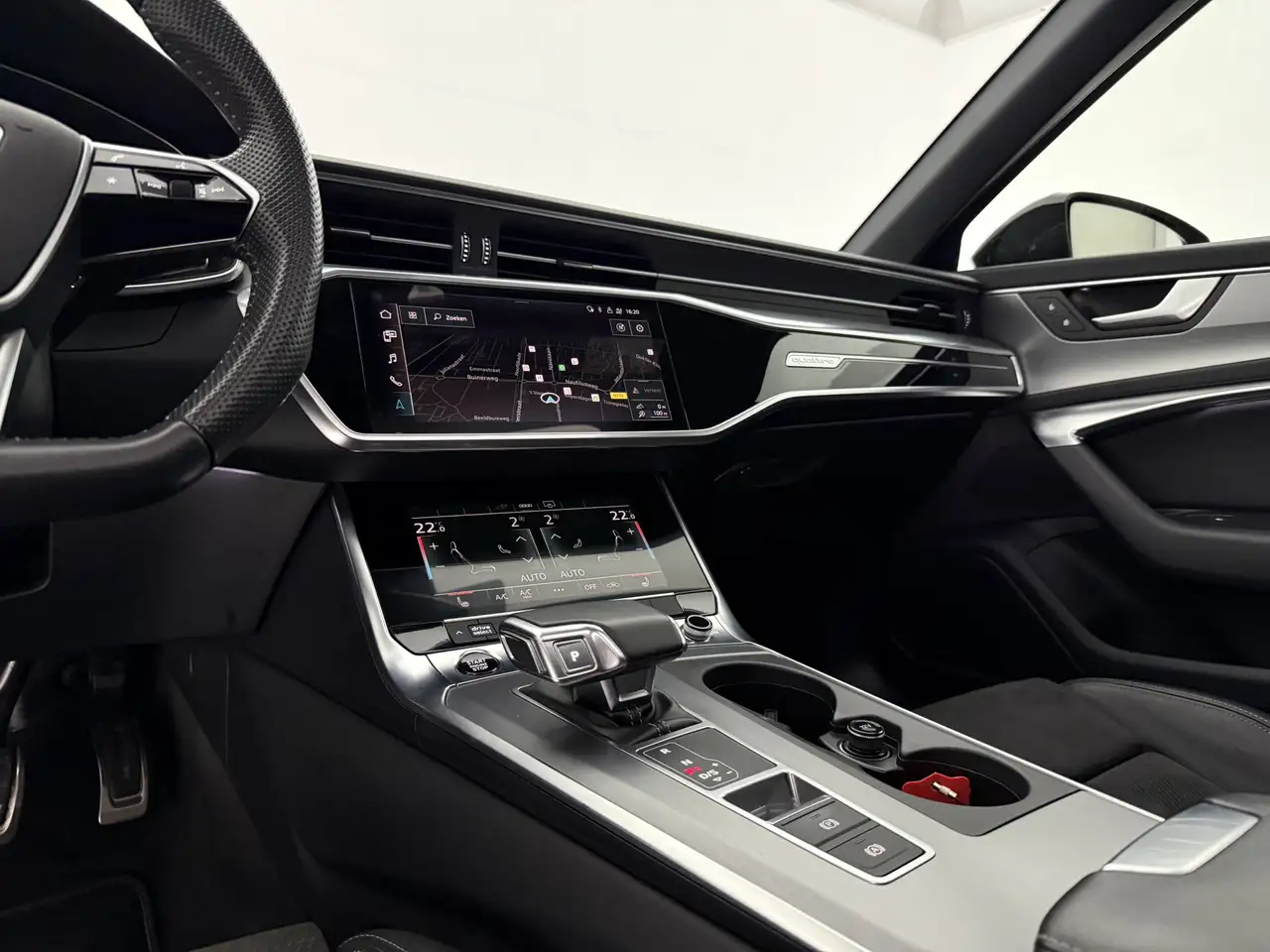 Audi A6 C8 Avant 55 TFSI e Quattro S-Line Competition Pa, миниатюра 23