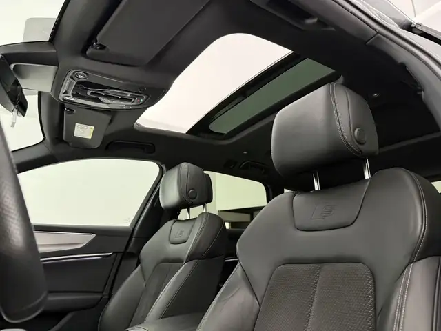 Audi A6 view 4