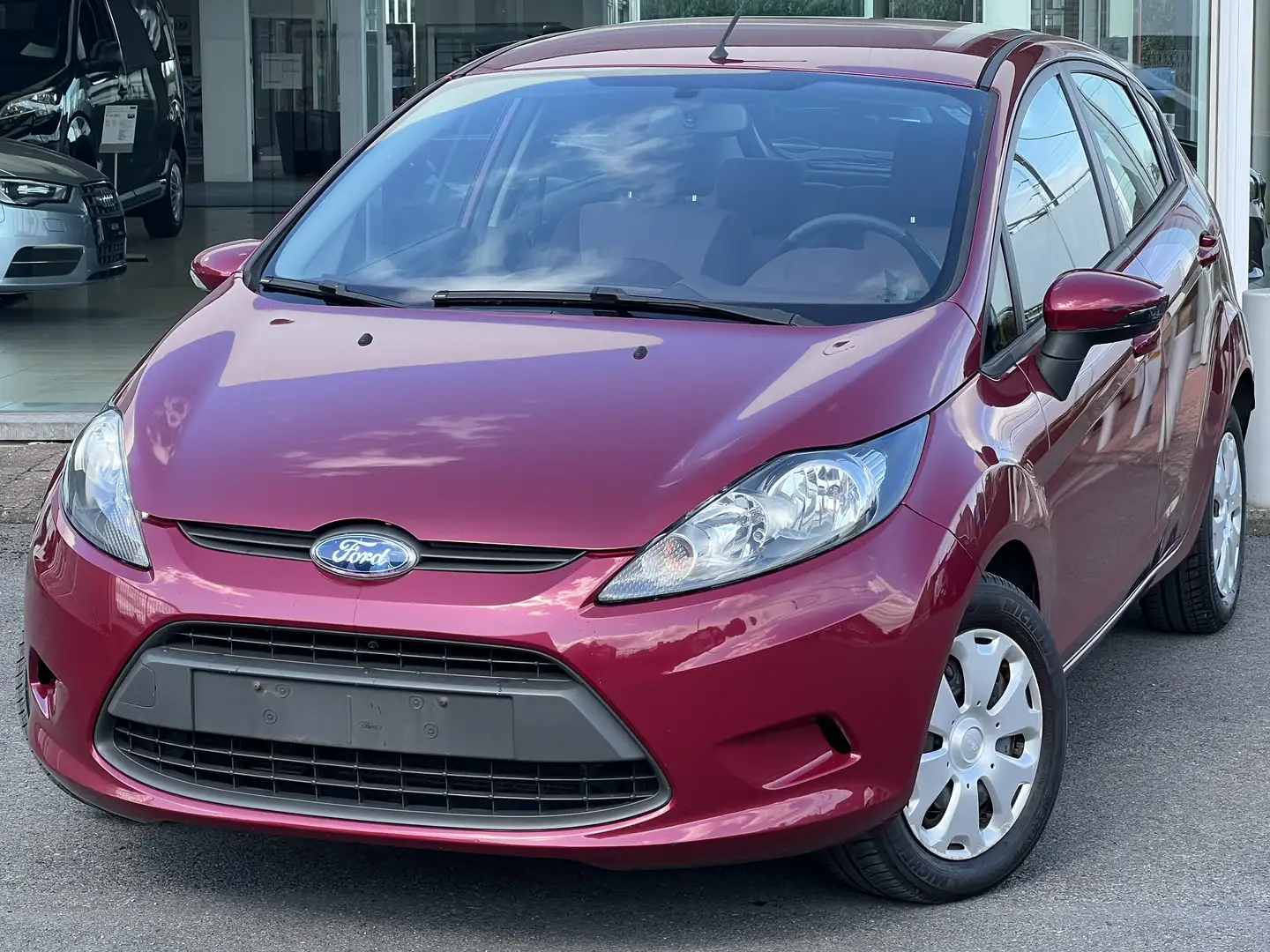 Ford Fiesta 1.4 TDCi Trend * 68 Cv * Disti Ok * 1er Proprio * Rouge - 1
