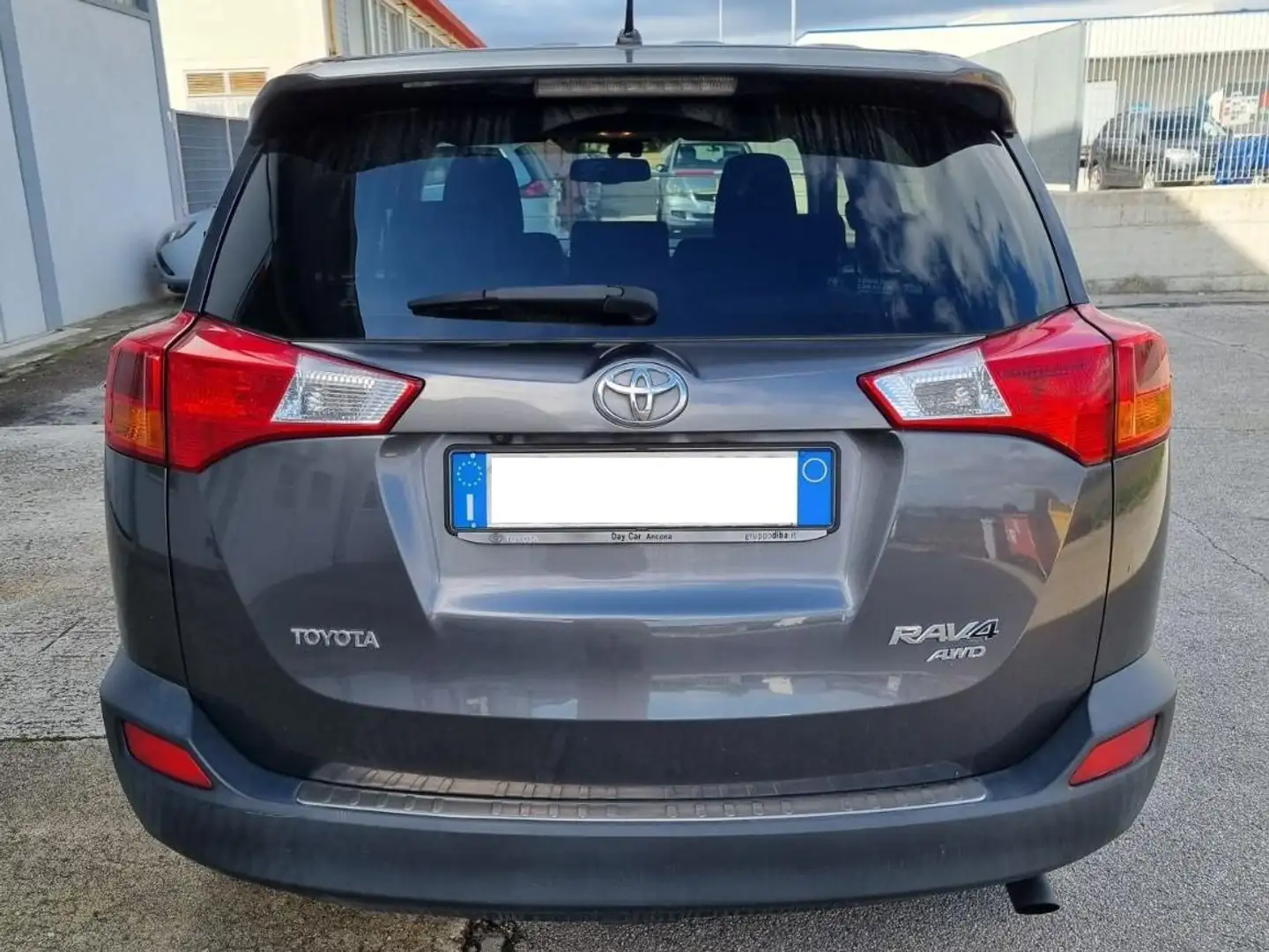 Toyota RAV 4 Rav4 2.0 d-4d Style 4wd 124cv mt Grigio - 2