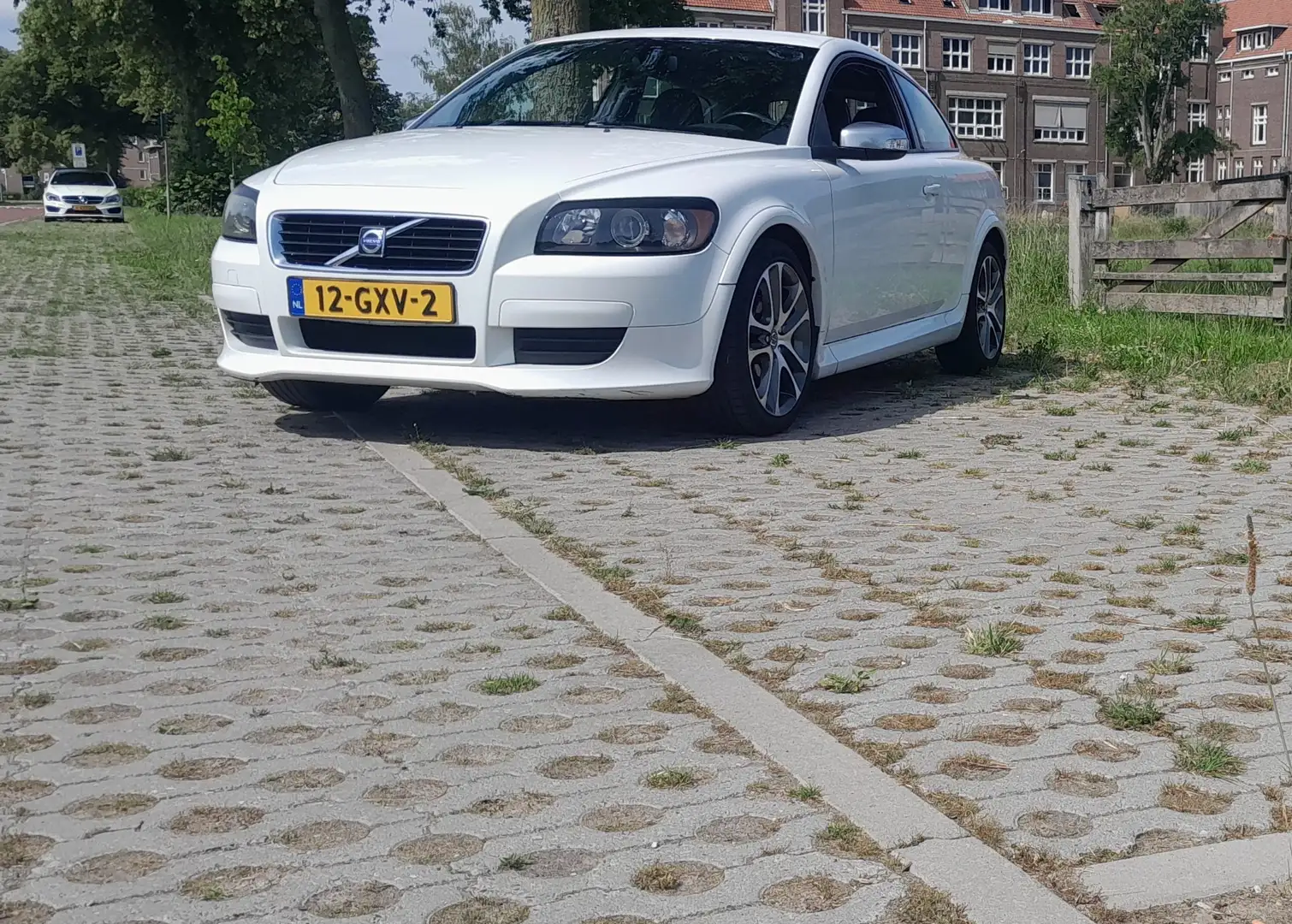 Volvo C30 1.6 Bílá - 1