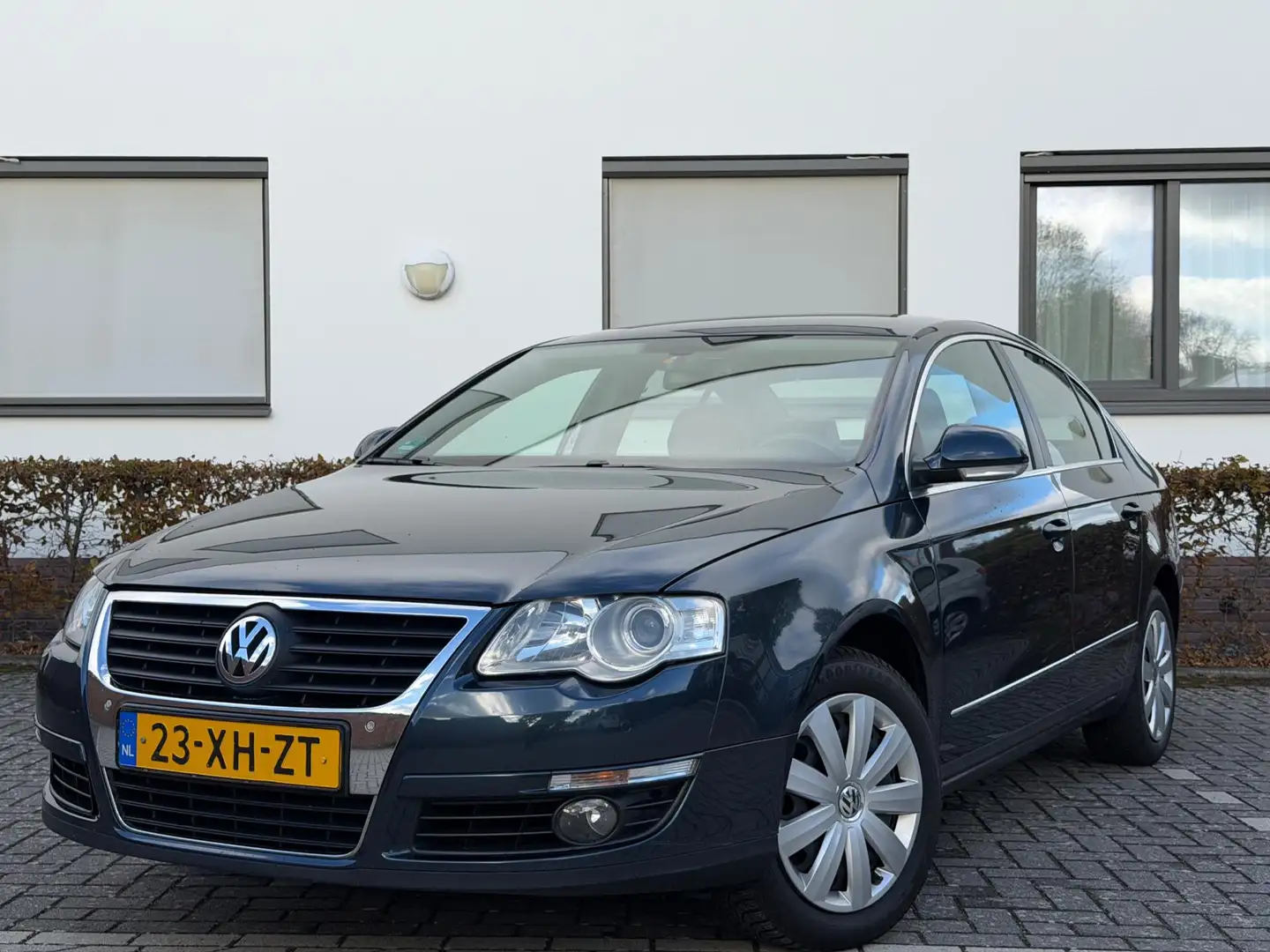 Volkswagen Passat 2.0 FSI Comfortline NAP APK AUTOMAAT SUPER NETTE S Grijs - 2