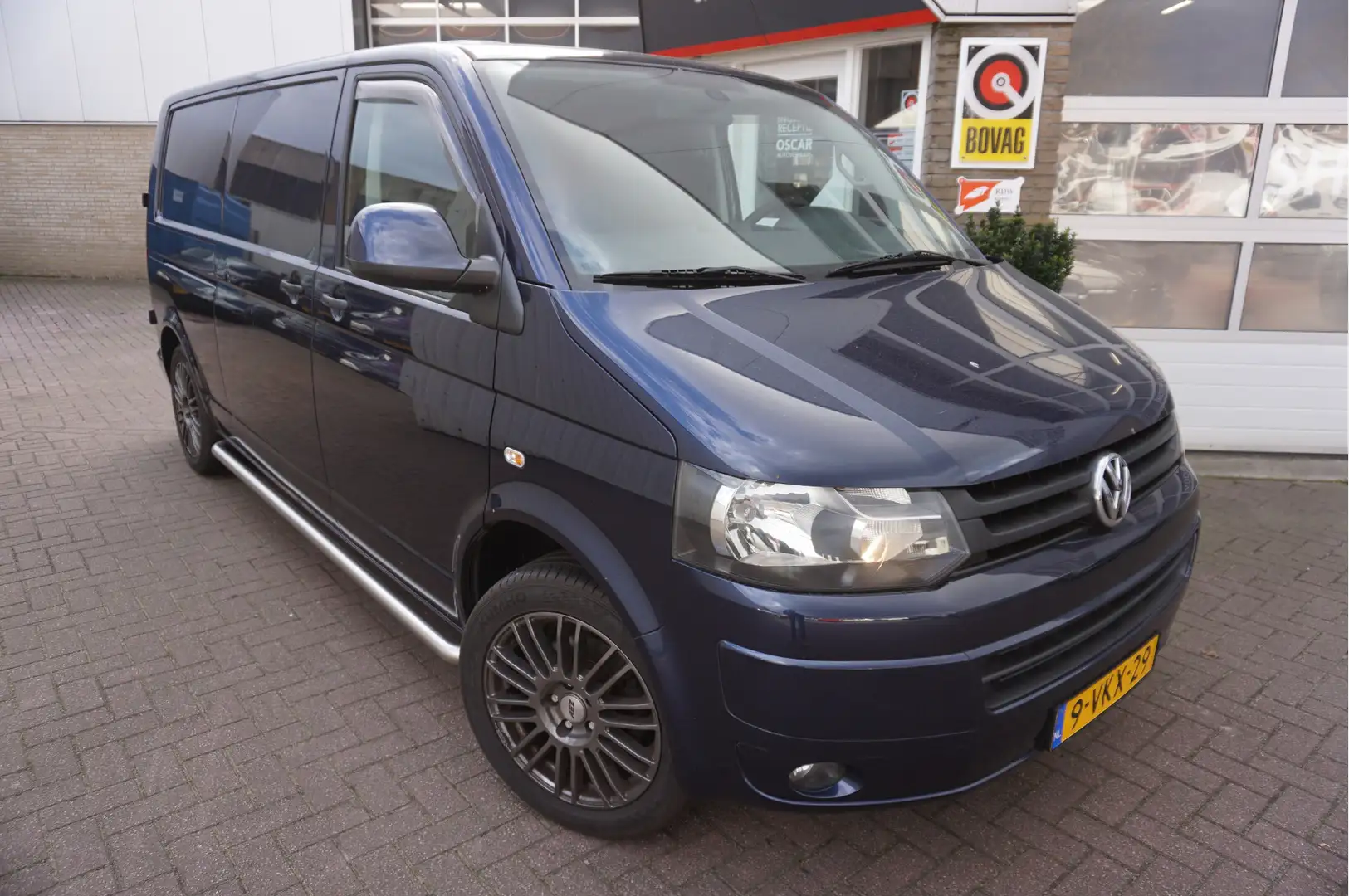Volkswagen T5 Transporter 2.0 TDI L2H1 Blauw - 1