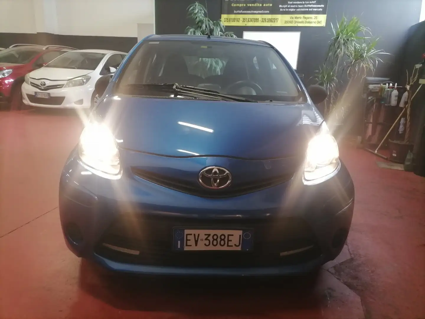 Toyota Aygo Aygo I 2012 5p 1.0 Lounge connect my14 Bleu - 2