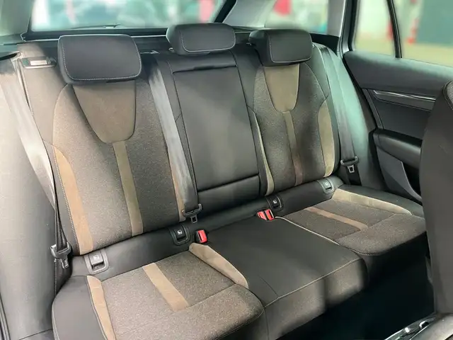 Skoda Octavia view 9