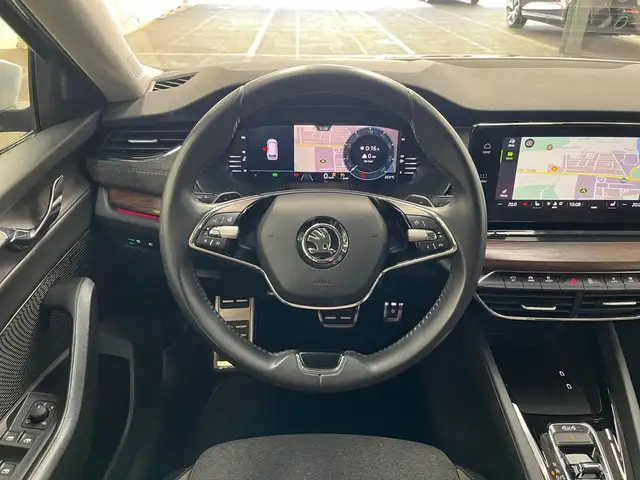 Skoda Octavia view 13