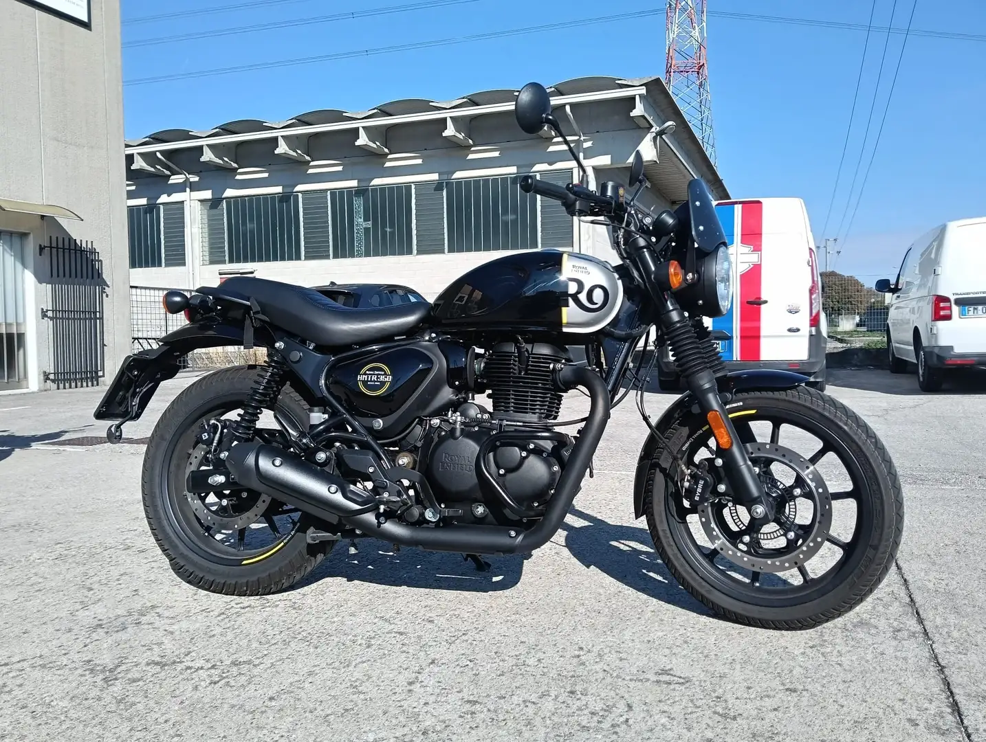 Royal Enfield HNTR350 - 1