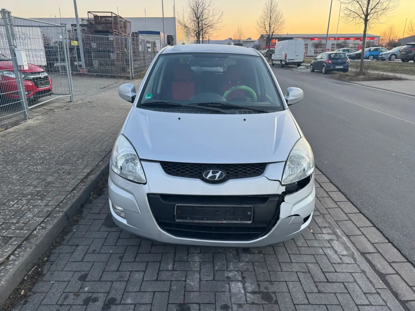 Hyundai Matrix Comfort *EURO 4*KLIMA*2xSHZ*4xel.Fenster* Plateado - 2