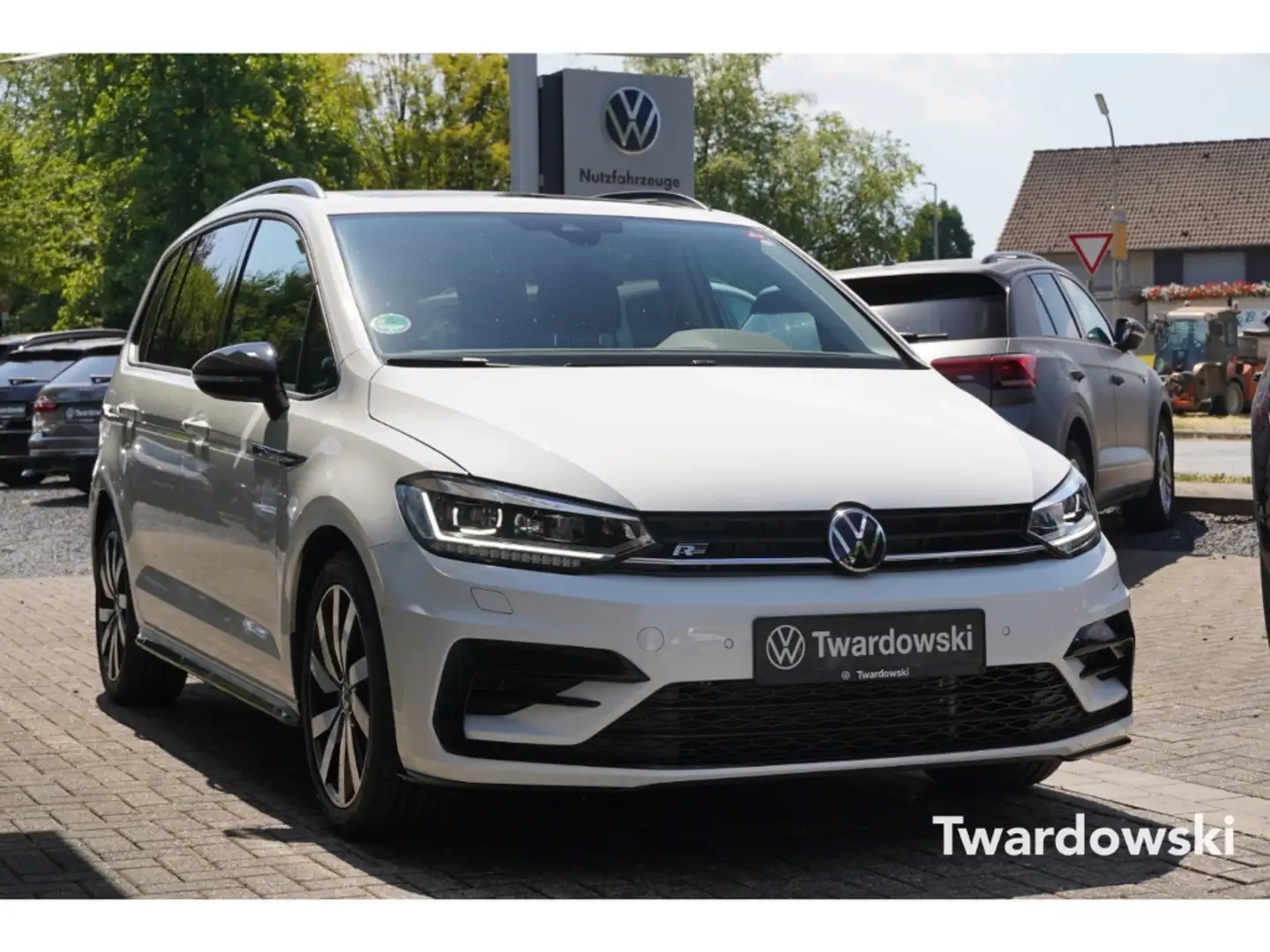 Volkswagen Touran Highline R-Line Black PANO ACC AHK Sofort Verfügba Weiß - 1